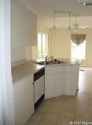 4th image of 5836 NW Begonia Ave