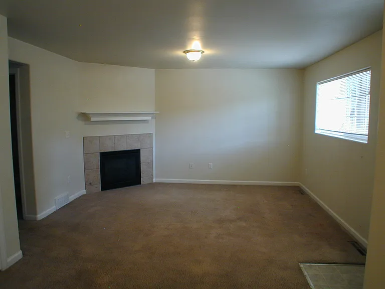 3830 Gregg Way — Photo 2