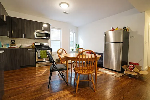 25 Marney St #2 Photo 1