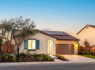 1173 W Maclure Ave, Madera, CA 93636