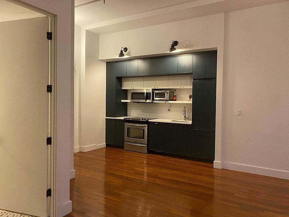 1st image of 180 Bainbridge St APT 102