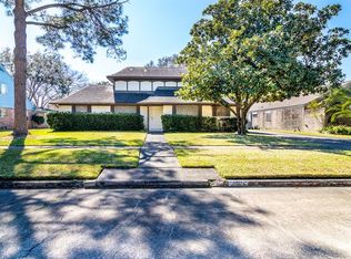 3807 Glenmeade Dr, Houston, TX 77059