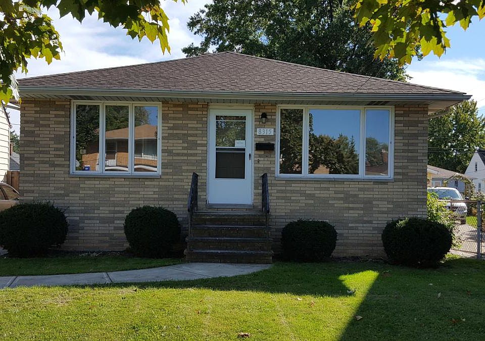 1st image of 8315 Fernhill Ave