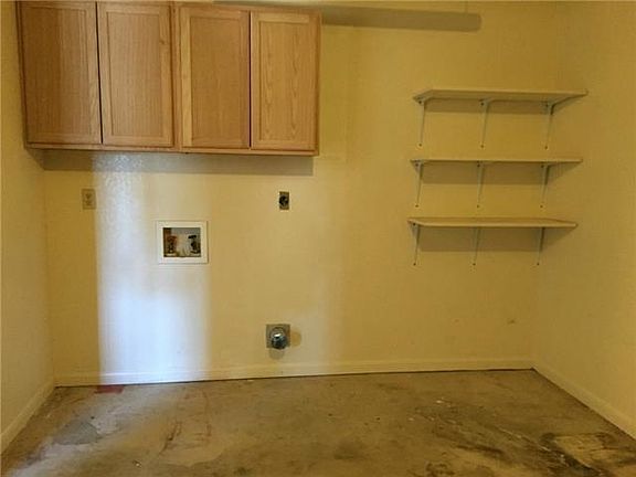 4th image of 106 Kiefer Cir