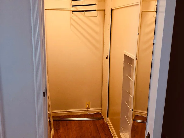 1668 Beach St — Photo 25