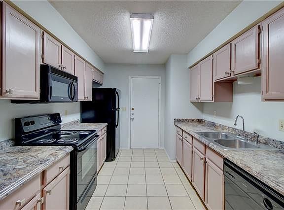 5th image of 9801 Copper Creek Dr #B