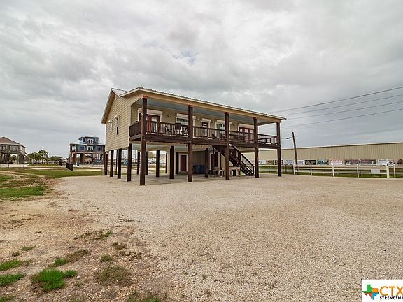 3rd image of 207 S Byers Dr
