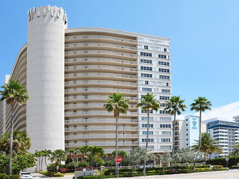 4100 Galt Ocean Dr #610 — Photo 34