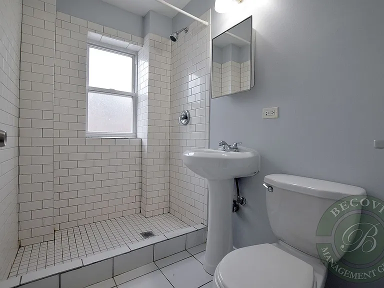 The Greenview — Photo 18