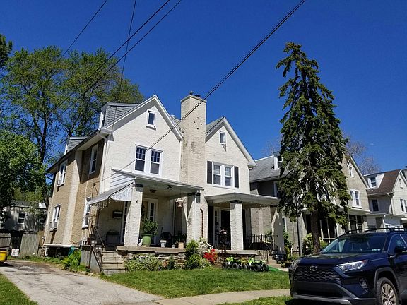 3rd image of 27 Congress Ave