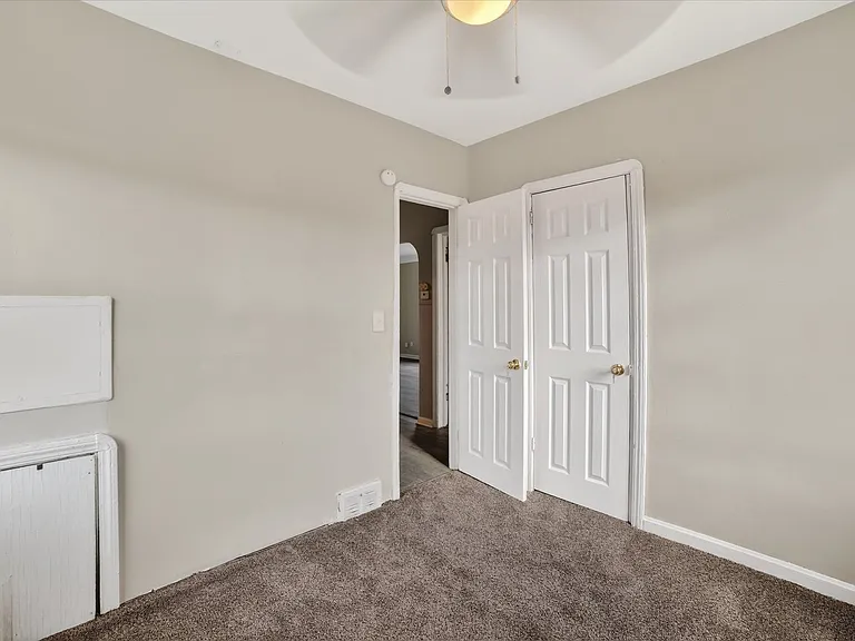 17208 Lipton Ave — Photo 14