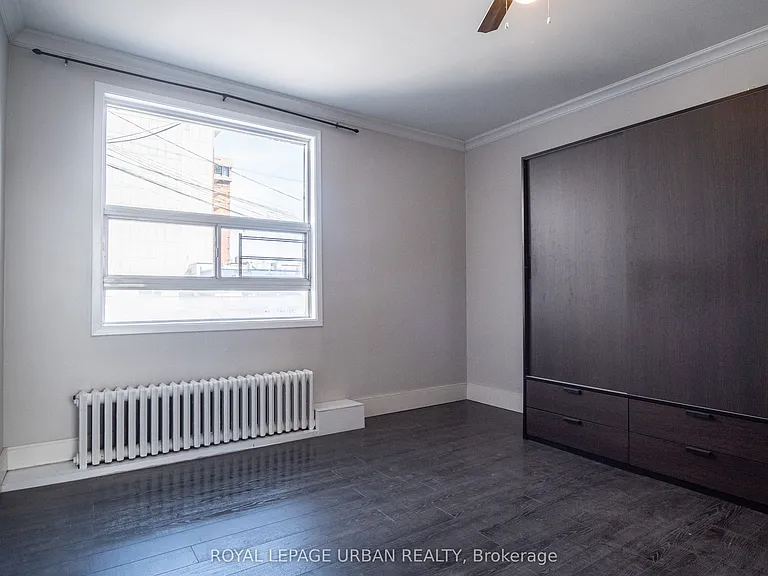 636 Danforth Ave #2 — Photo 10