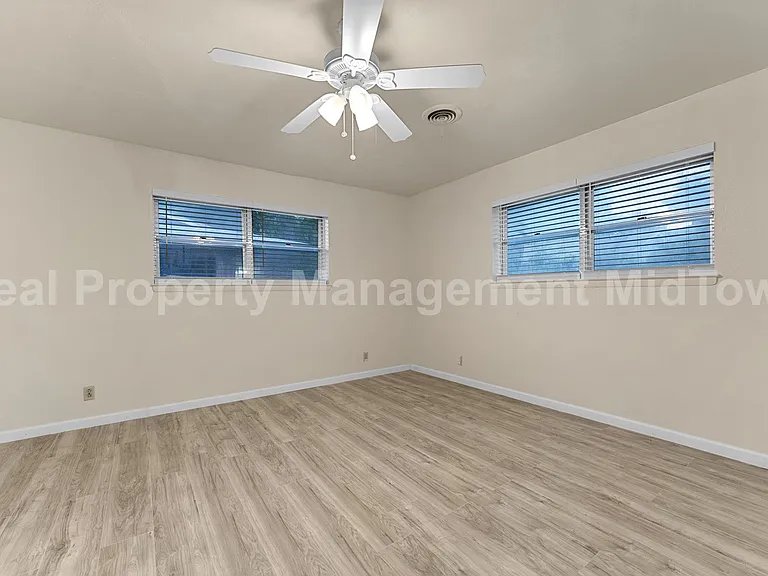5308 Norma St — Photo 9