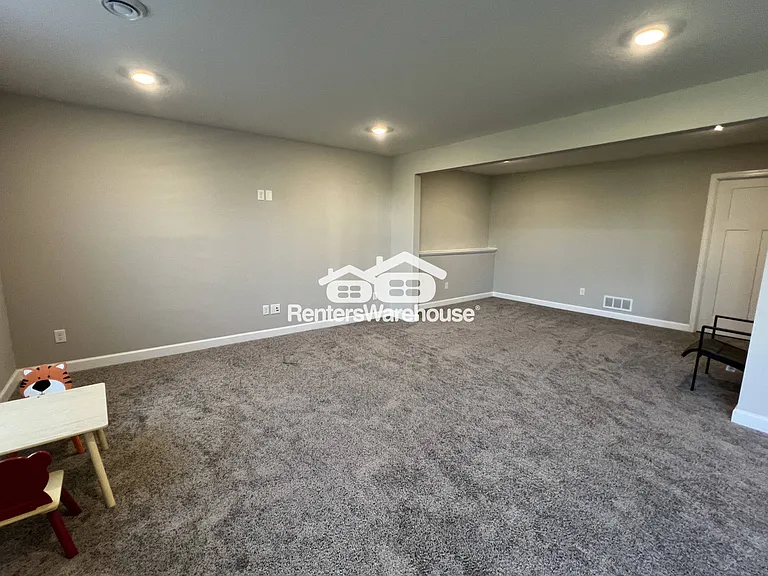 8092 186th St W — Photo 17
