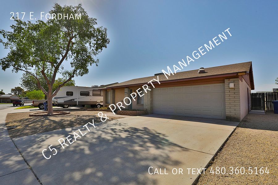 1st image of 217 E Fordham Dr