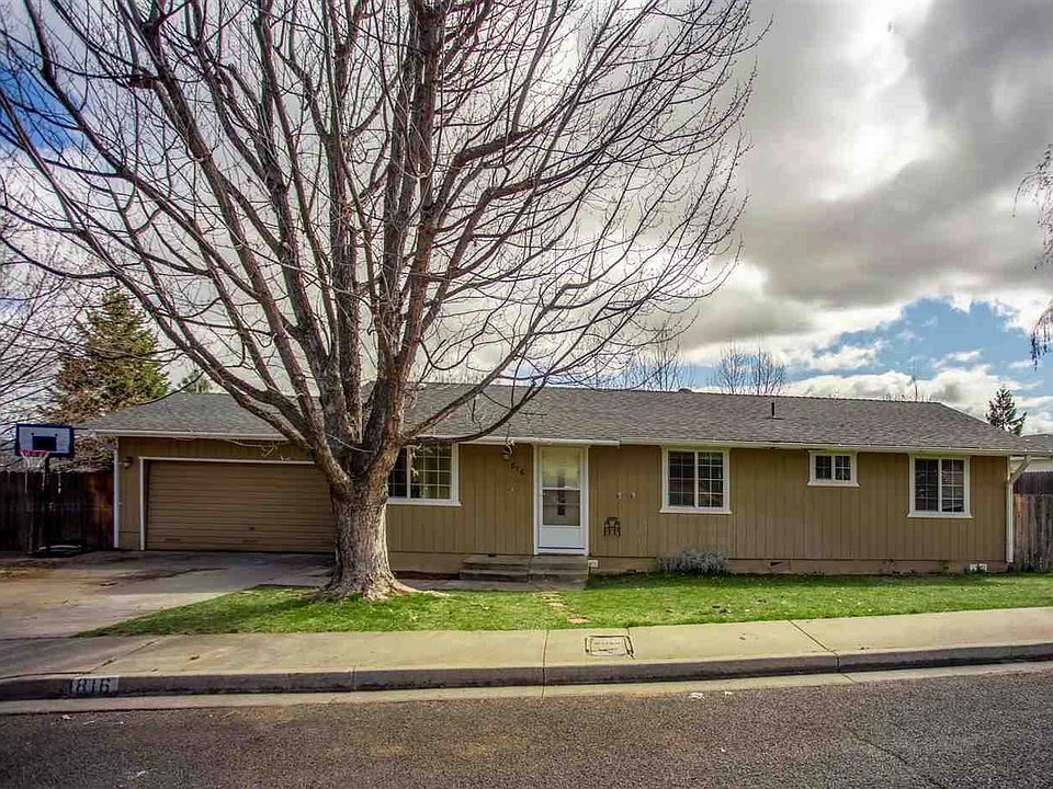 1st image of 816 Meadowlark Ln