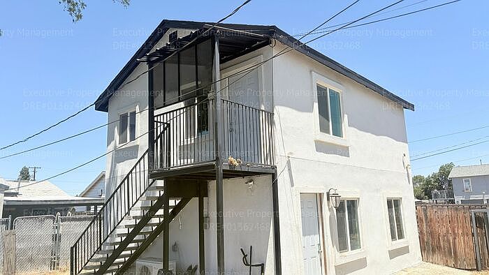 1st image of 303 El Tejon Ave #B