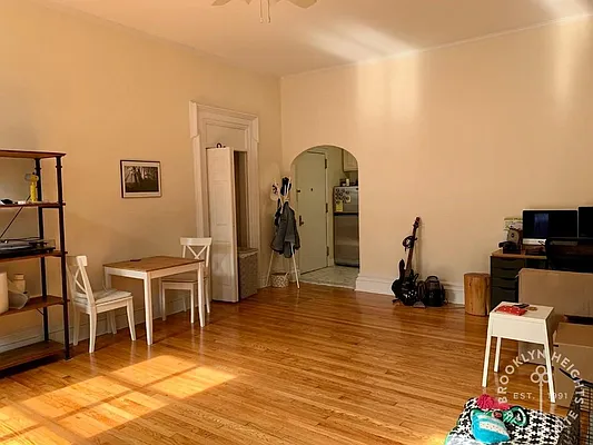 Rented by Brooklyn Heights Real Estate Inc | media 2