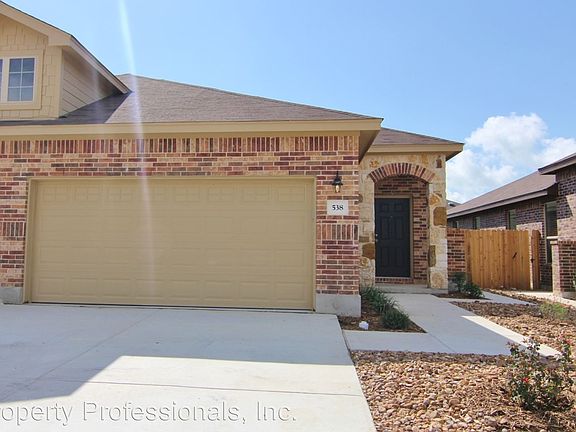 3rd image of 538 Creekside Frst