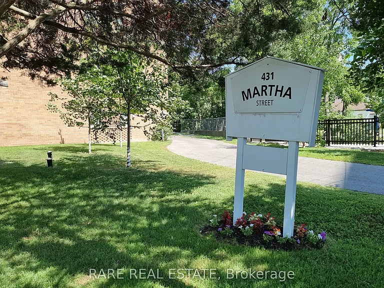 431 Martha St W #7 — Photo 14