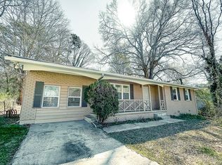 244 Leafwood Ln, Riverdale, GA