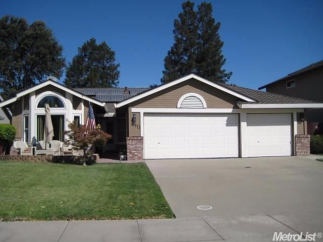 1st image of 2913 Brenda Way