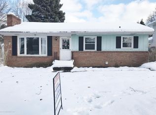 1344 Clover Crest Ave NW, Grand Rapids, MI 49504