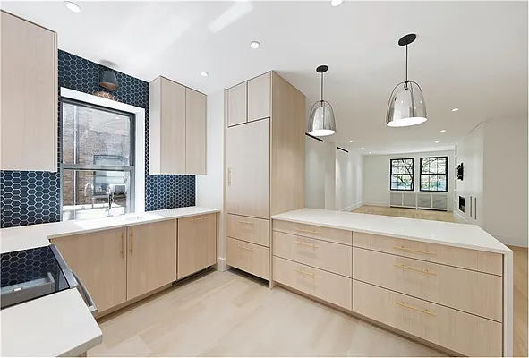 Rented by Goldfarb Properties | media 3