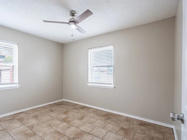 3210 W Kansas Ave — Photo 10