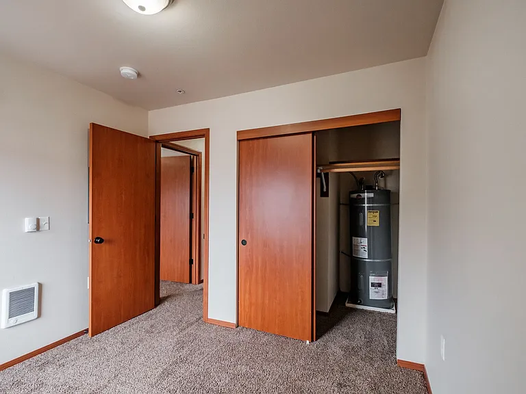 Aspen Place Apartments — Photo 125