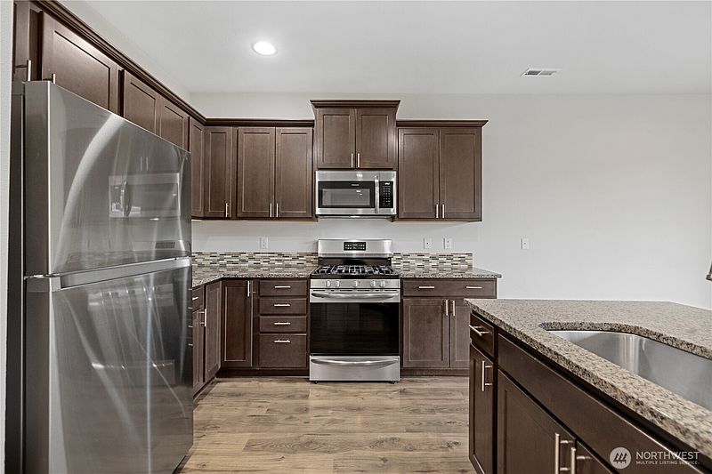 5th image of 10311 Suncrest Boulevard