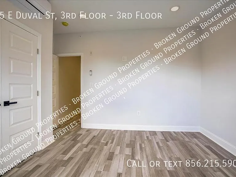 95 E Duval St #3 — Photo 11