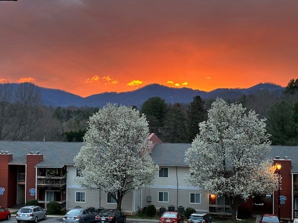 Ridge View Apartments | 130 N Ridge Dr, Asheville, NC