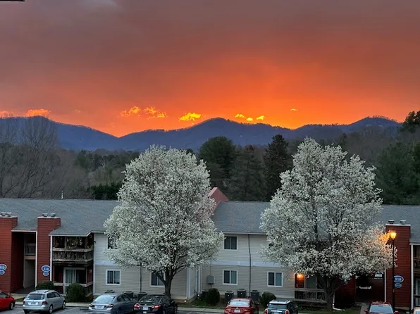 Ridge View Apartments