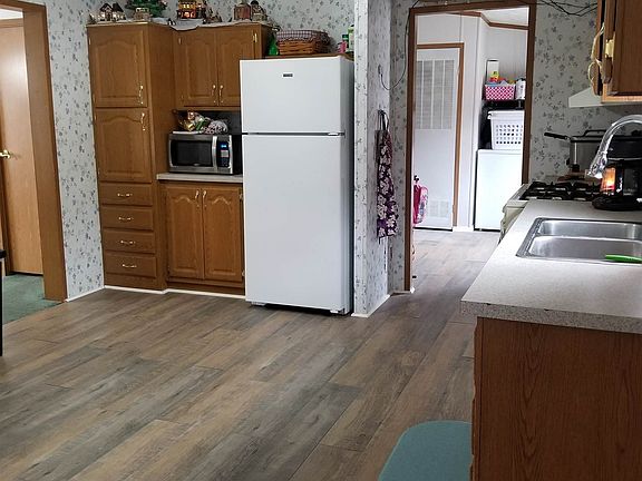 5th image of 5598 S 500 W #57