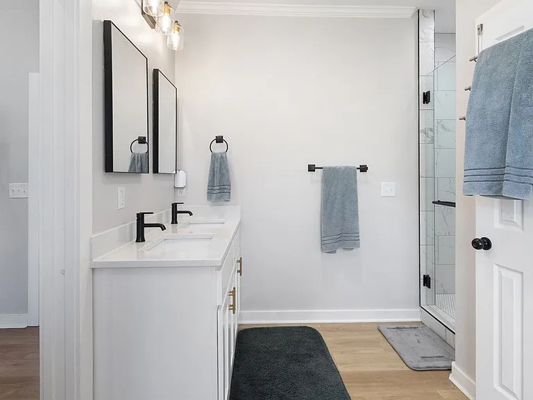 129 Winchester Pl — Photo 9