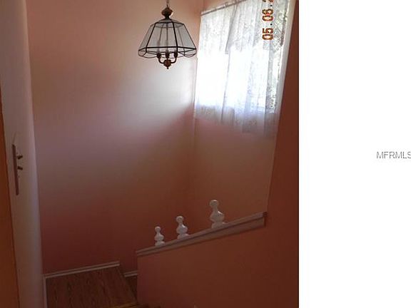 5th image of 908 Byron Ln