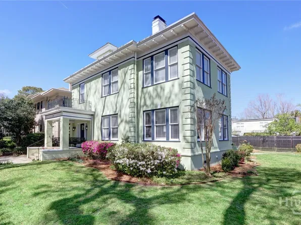 132 E 45th Street, Savannah, GA 31405