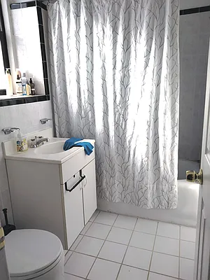 Rented by Keller Williams NYC | media 16