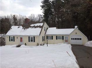 86 Lakewood Cir S, Manchester, CT 06040