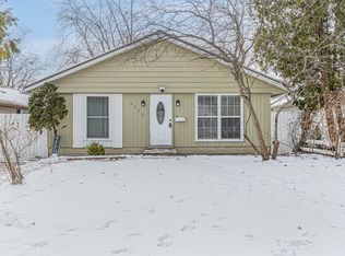 2513 20th St, Zion, IL 60099