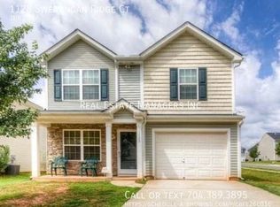 1128 Swearngan Ridge Ct, Charlotte, NC 28216