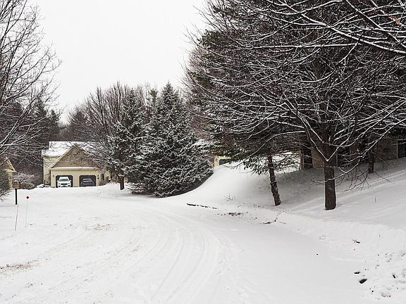 2nd image of 229 Juniper Drive