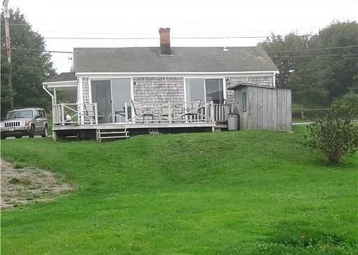 2nd image of 161 Main St