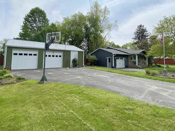 310 Grant St, Laingsburg, MI 48848