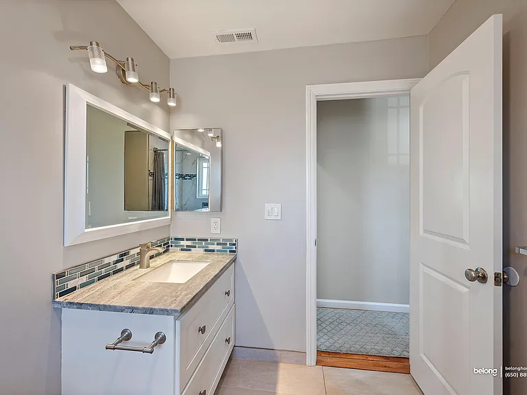 3661 Slopeview Dr — Photo 72
