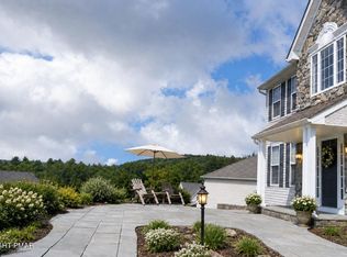 2347 Snapdragon Point, East Stroudsburg, PA 18301