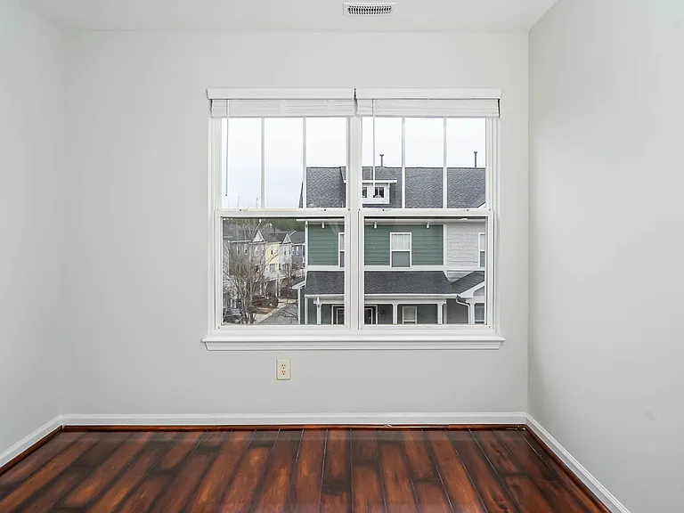 308 Kinellan Ln — Photo 27
