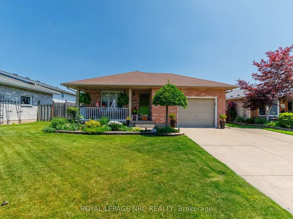 5818 Aspen Ct, Niagara Falls, ON L2G 7V4