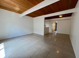 550 S El Cielo Rd #9, Palm Springs, CA 92264